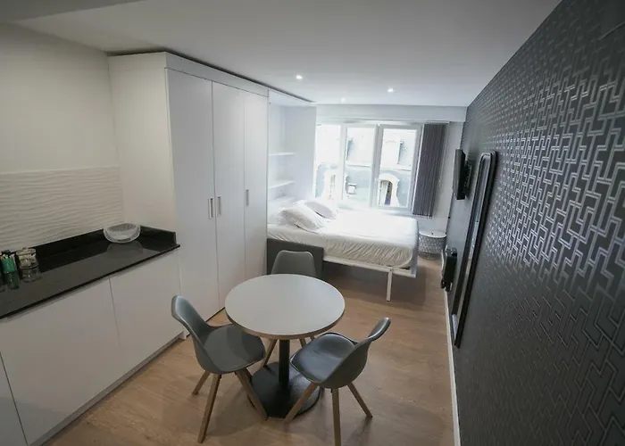 Bellevue 766 Apartman *