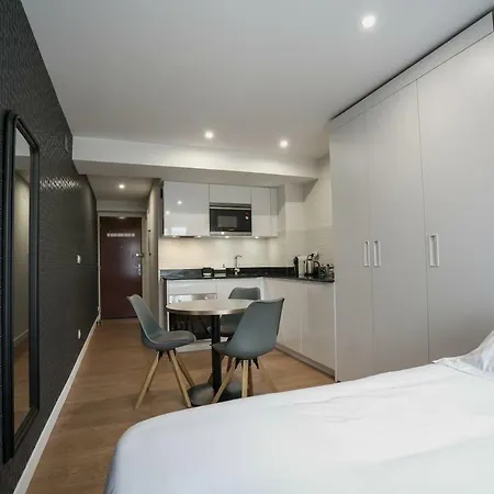 Appartement Bellevue 766 *